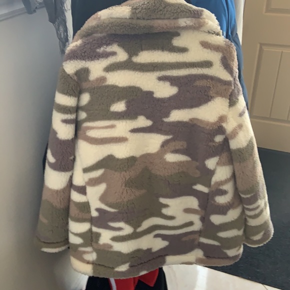 Pippa Sherpa camo coat - Picture 5 of 5